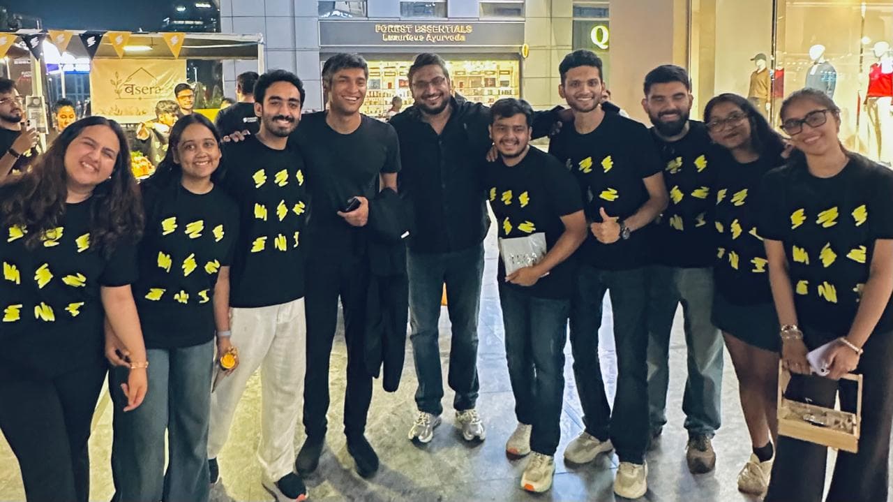 Dropshipping team photo